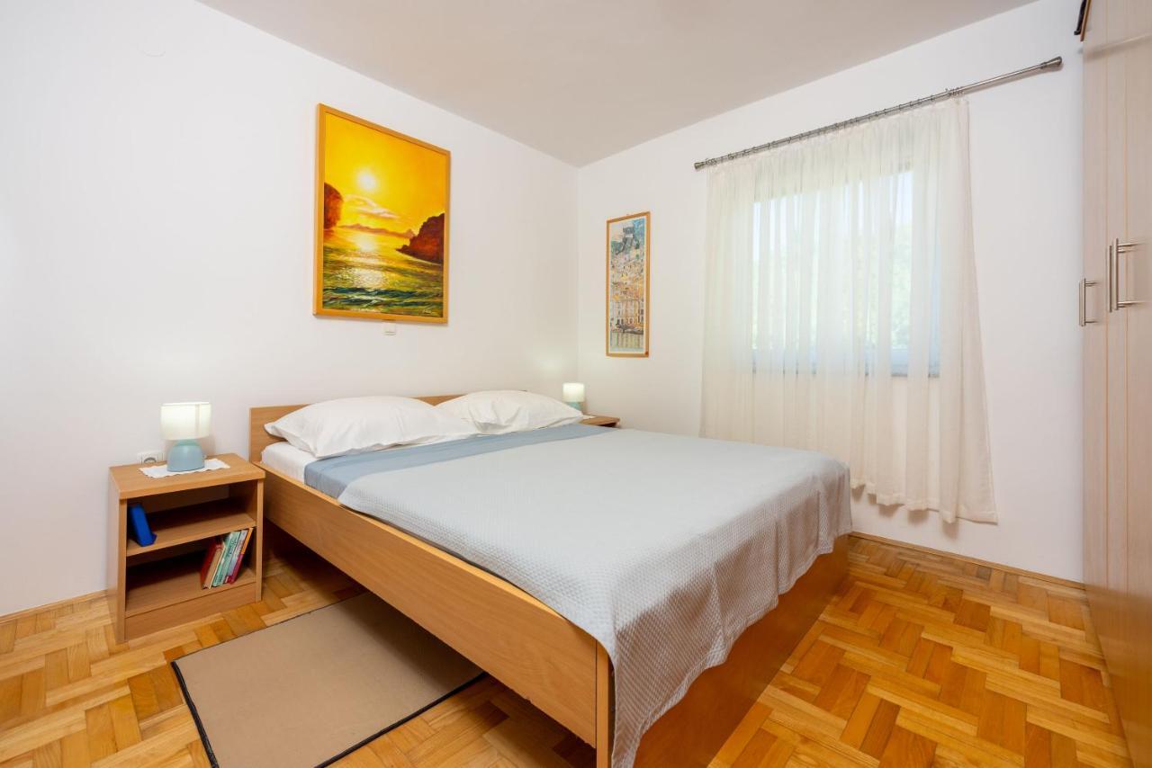 Apartments Petak Dramalj Exterior foto